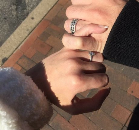 Laura Marie photo 360