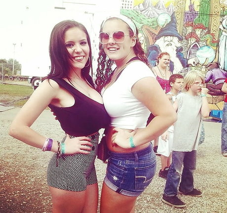 Laura Marie photo 434