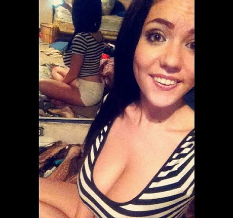 Laura Marie photo 436