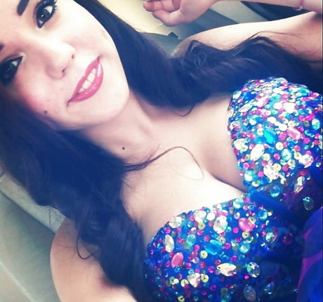 Laura Marie photo 465