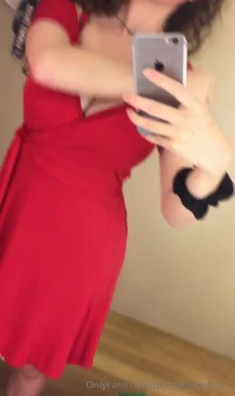 Laura Marie photo 543