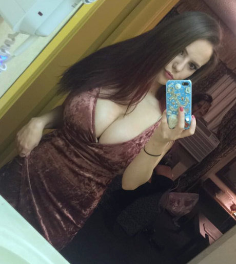 Laura Marie photo 684