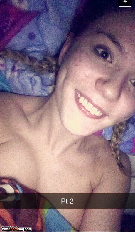 Laura Marie photo 770