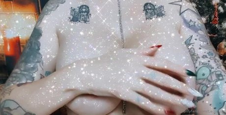 LauraLux photo 3