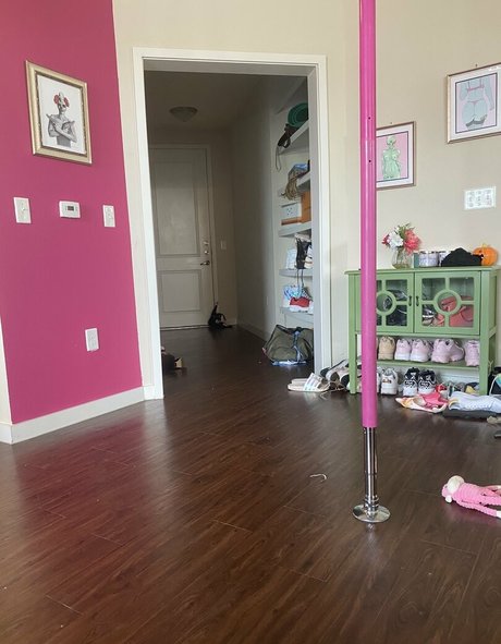 Lauraluxfree photo 17