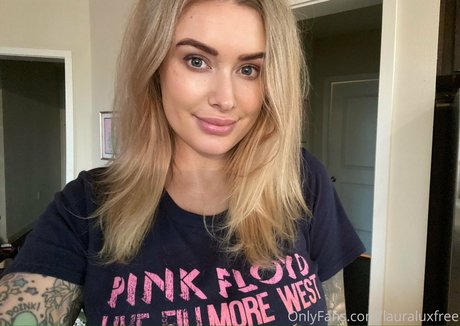 Lauraluxfree photo 26