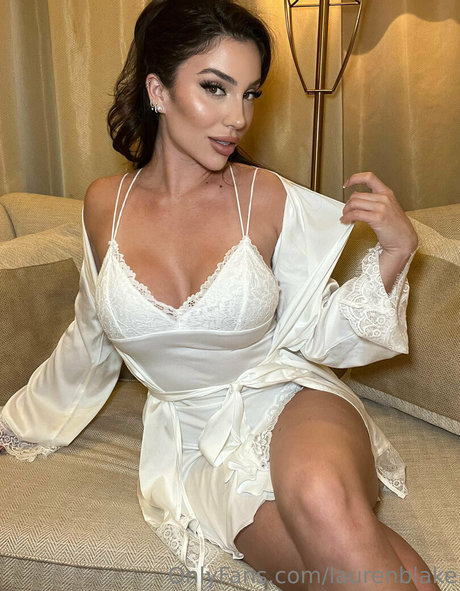 Laurenblake photo 19