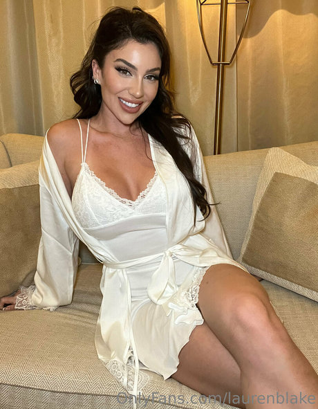 Laurenblake photo 27