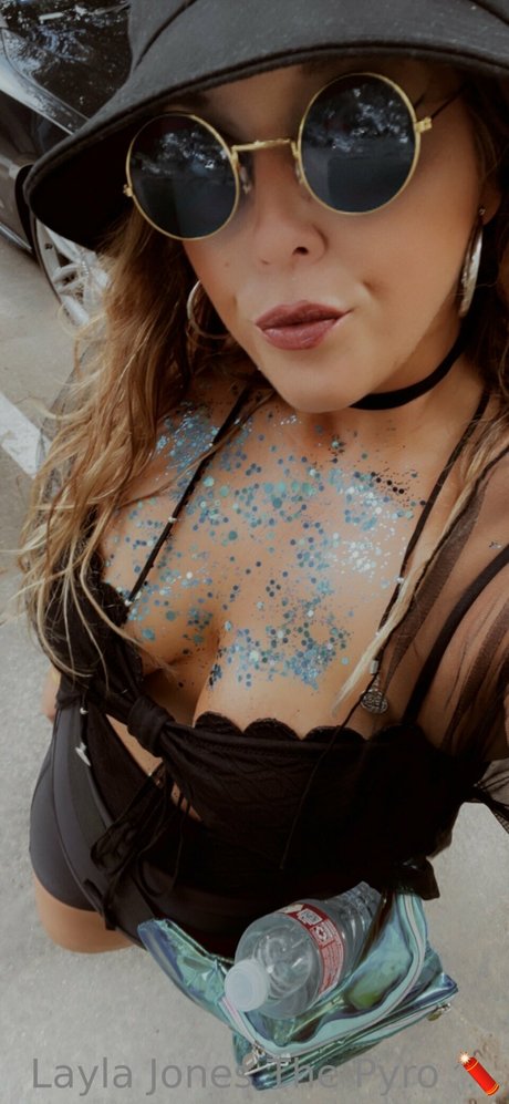 Layla Jones photo 6