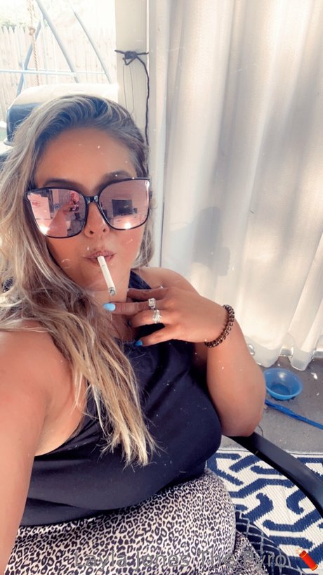 Layla Jones photo 23