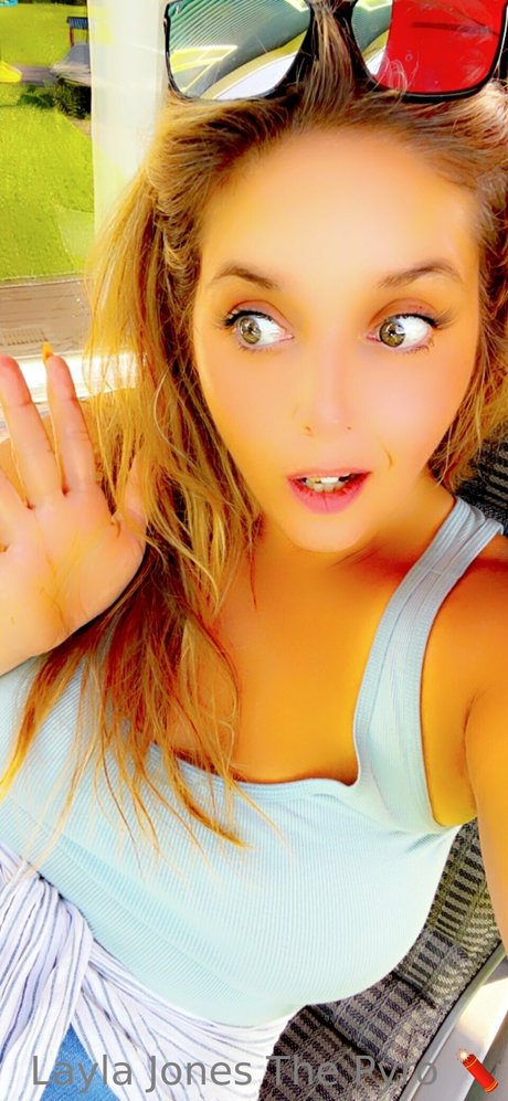 Layla Jones photo 36