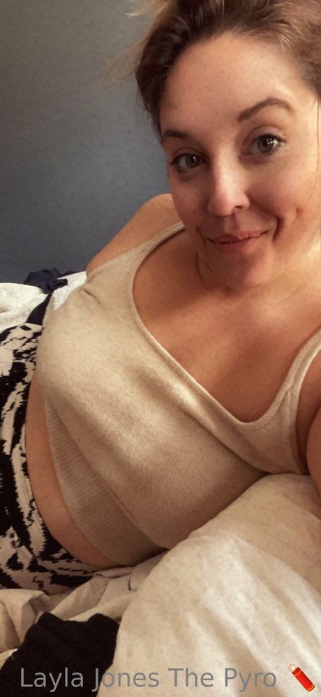Layla Jones photo 54