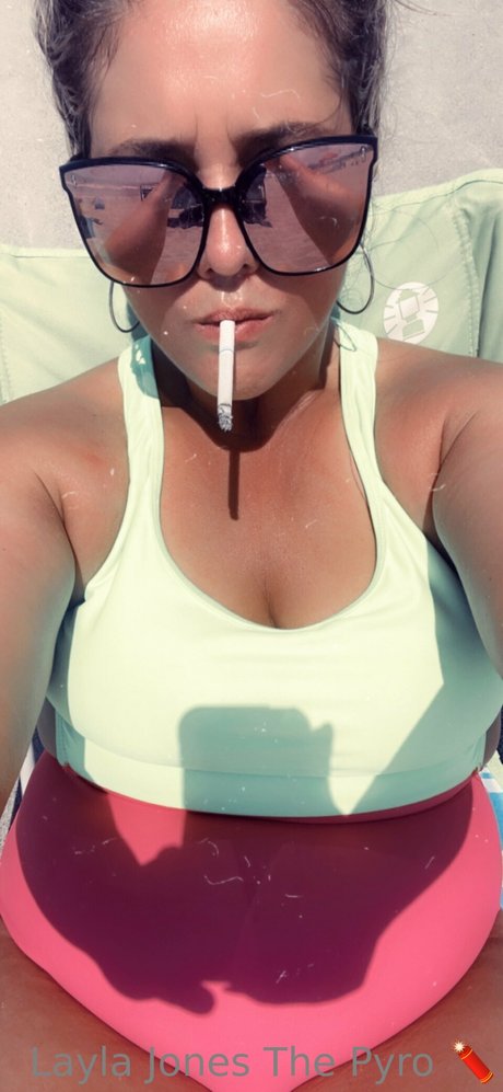 Layla Jones photo 76