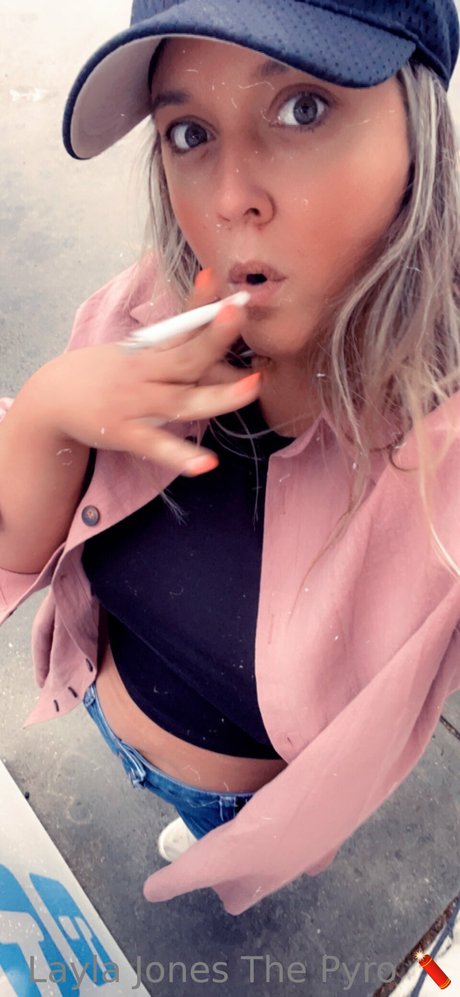 Layla Jones photo 79