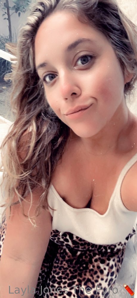 Layla Jones photo 92