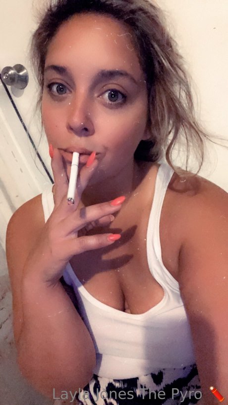Layla Jones photo 95