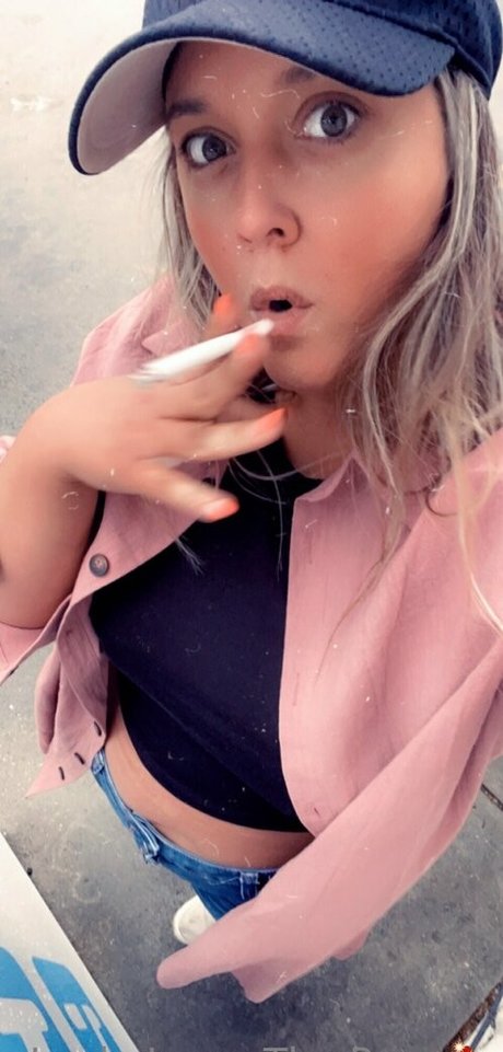 Layla Jones photo 150