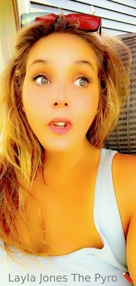 Layla Jones photo 154