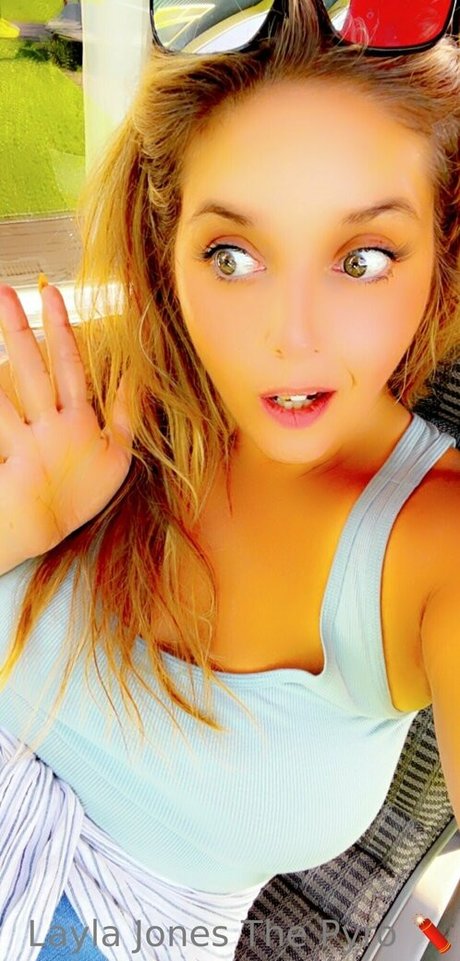 Layla Jones photo 157