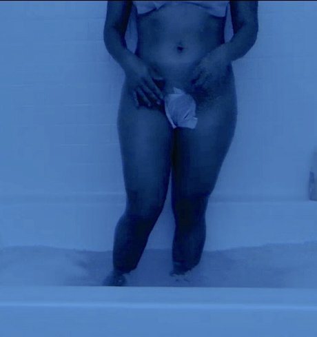 Leah-honey photo 12