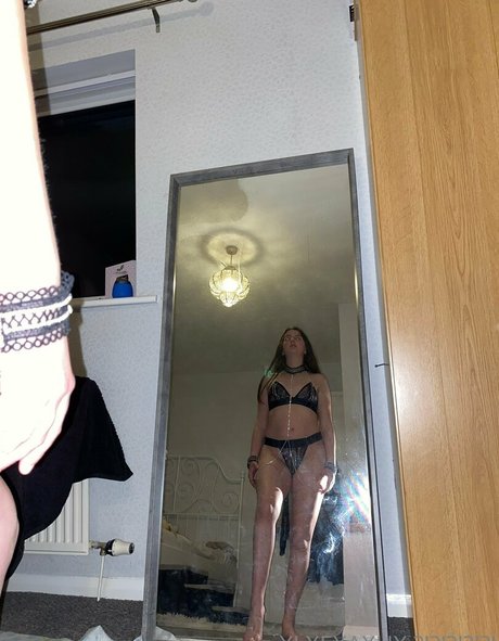 Leahshorty photo 47