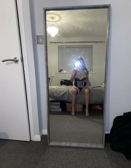 Leahshorty photo 187