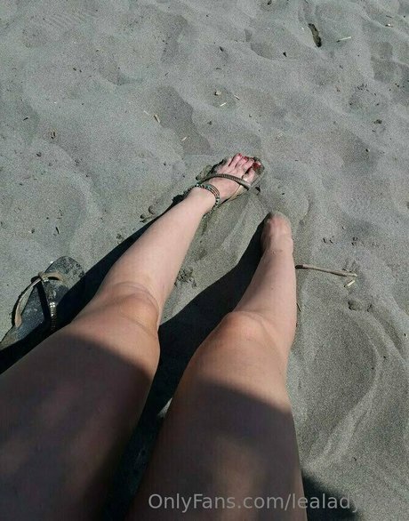 Lealadyfree photo 25