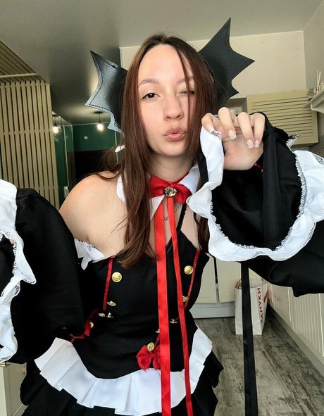 Leather Kitten photo 10