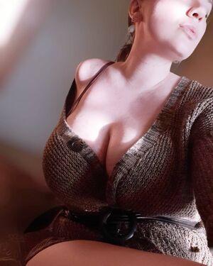 Lena Leyman photo 7