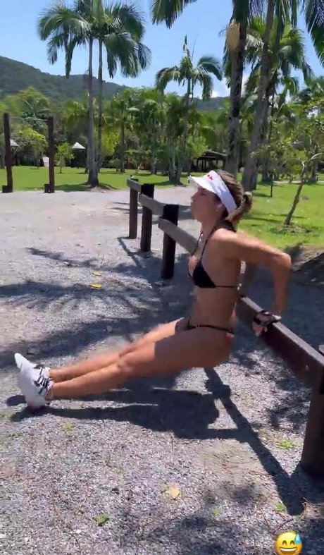 Leticia Bufoni photo 51