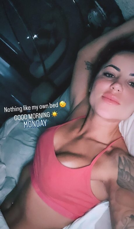 Leticia Bufoni photo 98