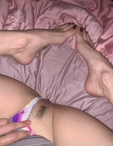 Lexirosewatermefree photo 52