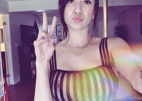 Lexirosewatermefree photo 53