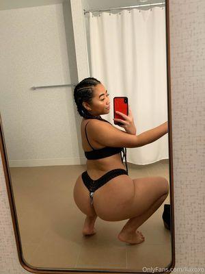 LiaMei photo 10