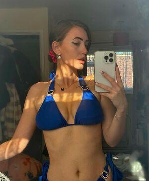 Lianna Gregory photo 3