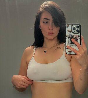 Lianna Gregory photo 6