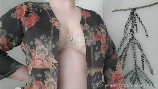 lilacandholly photo 24