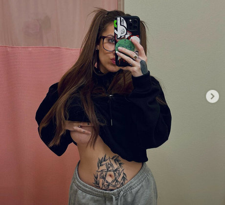 Lili Coco photo 32