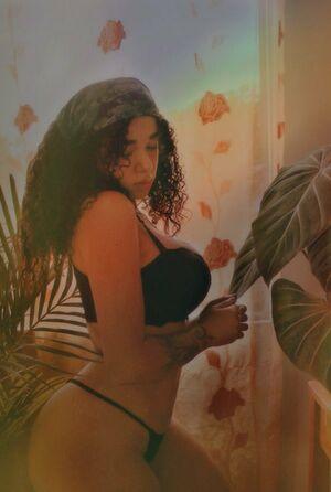 Lilith photo 124