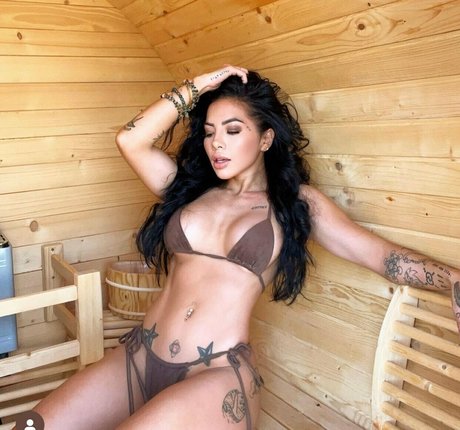 Lilkymchiii photo 48