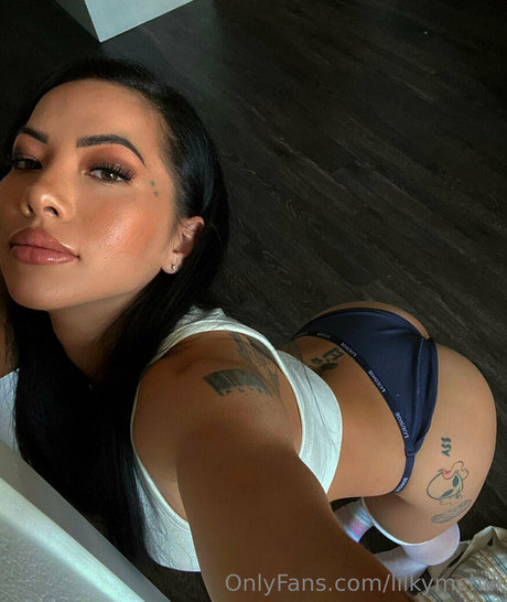 Lilkymchiii photo 60