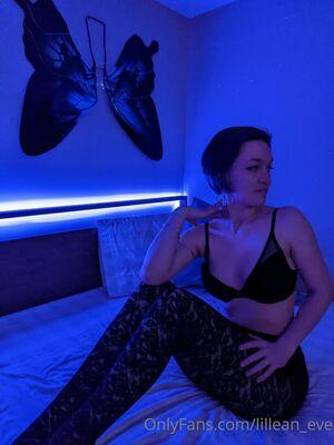 lillean_eve photo 10
