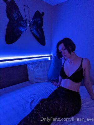 lillean_eve photo 13