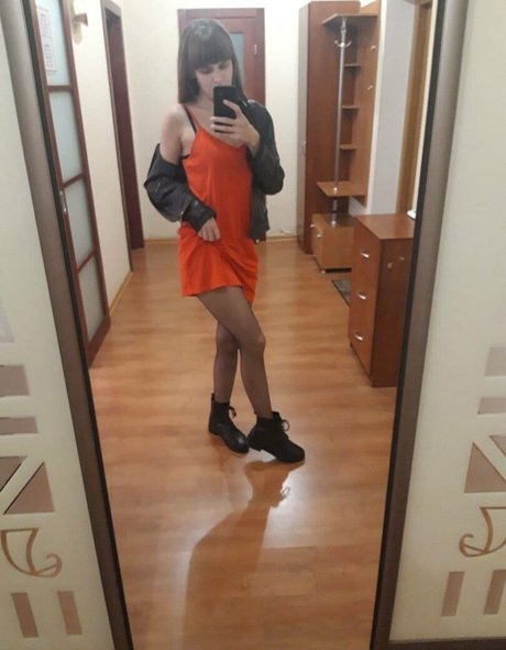 Lilyapricot photo 32