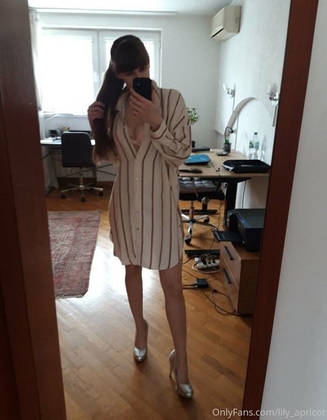 Lilyapricot photo 55