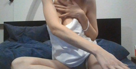 Lilyapricot photo 161