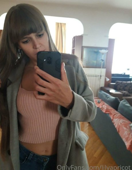 Lilyapricot photo 164