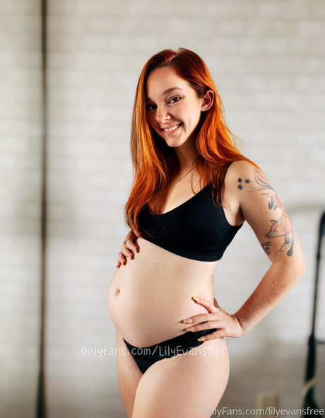 Lilyevansfree photo 26
