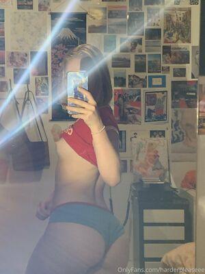 lilyisthatyou photo 1