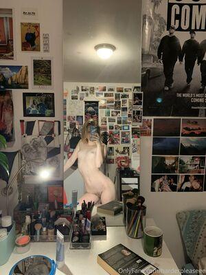 lilyisthatyou photo 7
